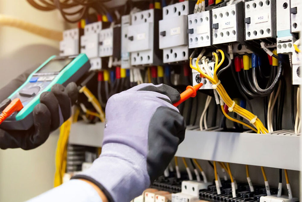 realizzazione impianti elettrici